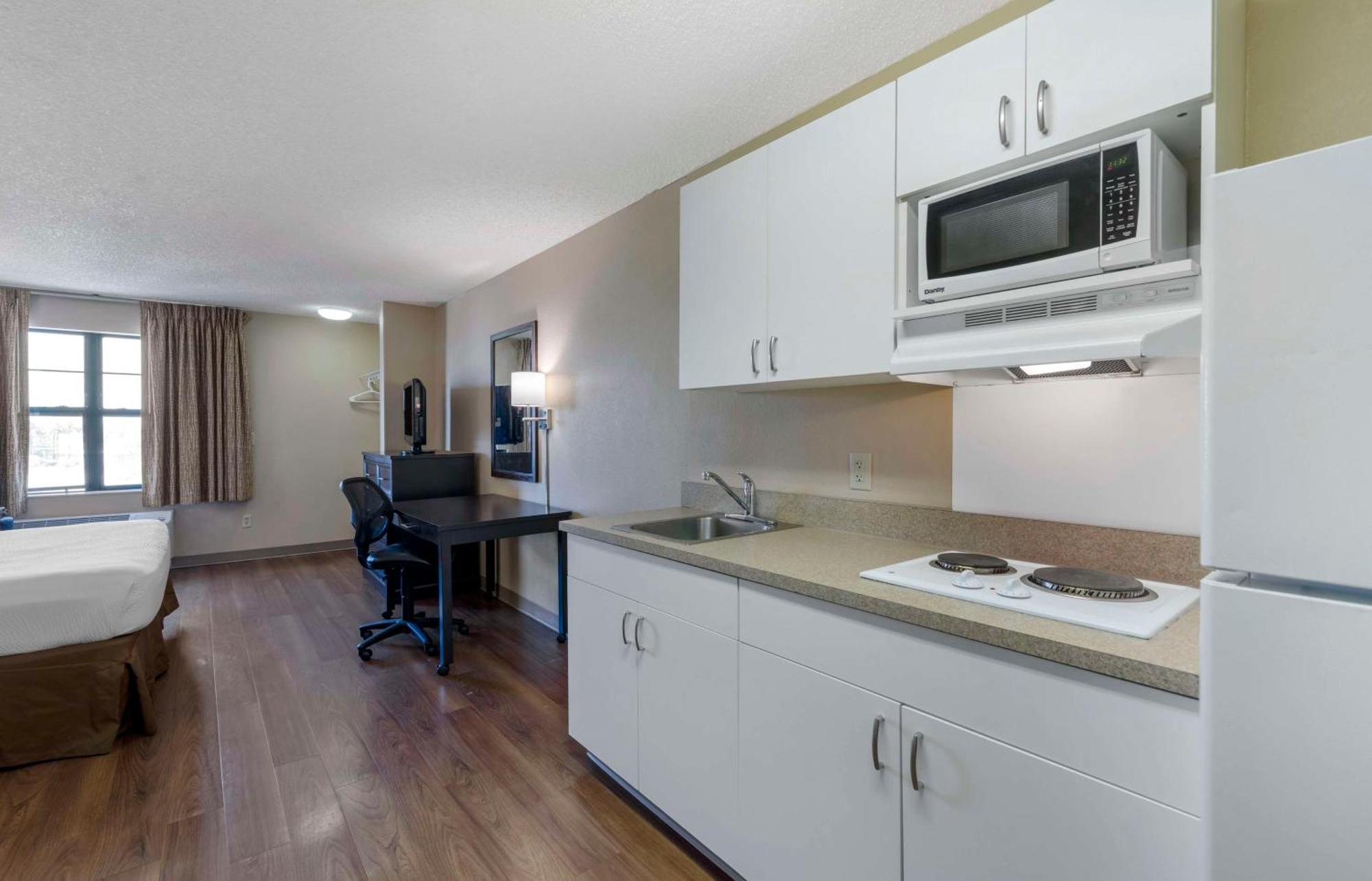 Extended Stay America Suites - Orange County - Katella Ave Exterior foto