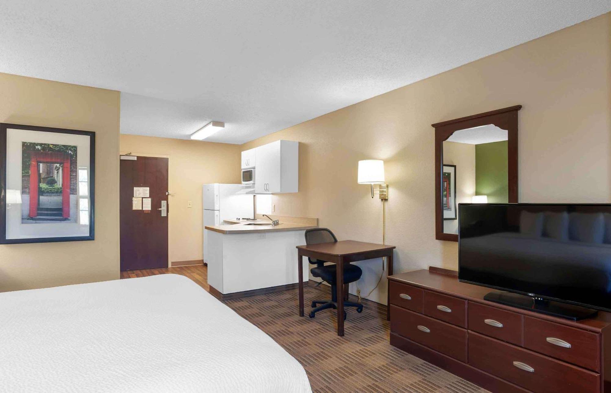 Extended Stay America Suites - Orange County - Katella Ave Exterior foto